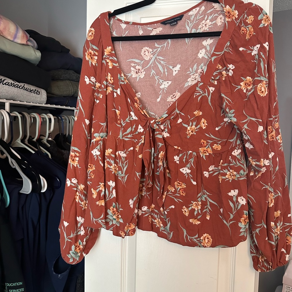 American Eagle floral tie women’s top XL